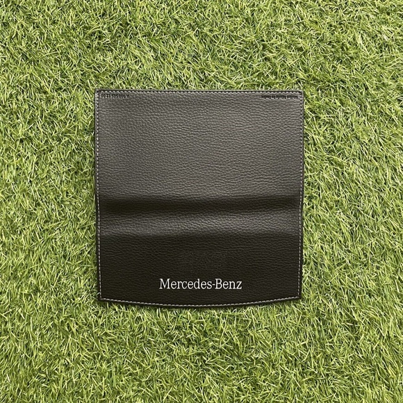 2019 Mercedes-Benz C-Class Convertible Owners Manual (C300 4MATIC 2.0L, C300) - Picture 11 of 12